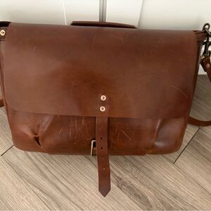 Satchel and Page Men's Brown Leather Messenger Bag with Organized Interior